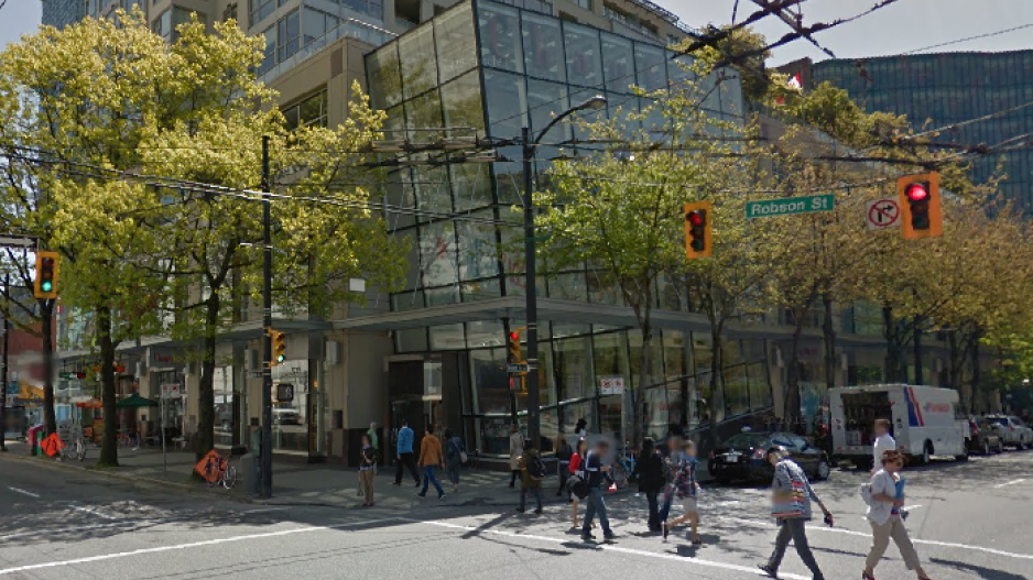 FGL Sports to replace Chapters on Robson Street - Business in Vancouver