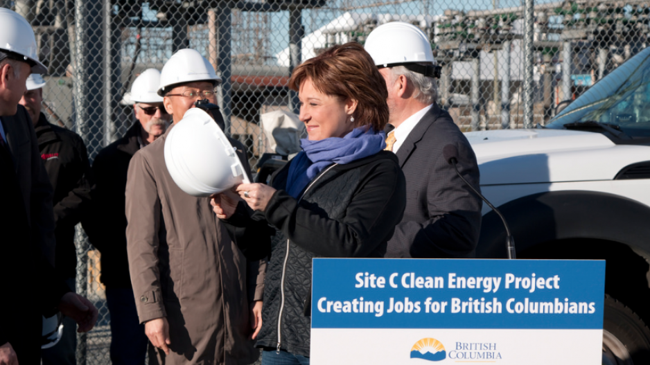 christy_clark_hard_hat_photo_bc_government