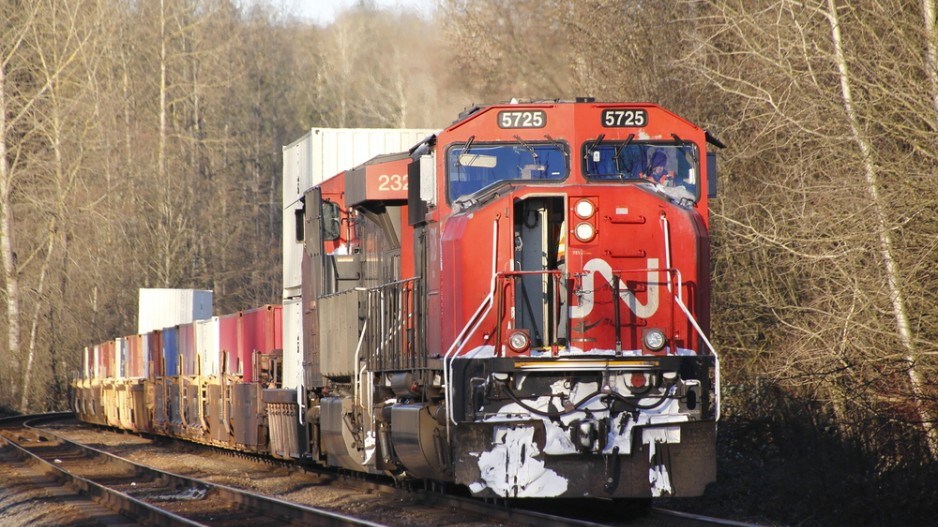 cn_train_near_abbotsford_credit_modfos_shutterstock