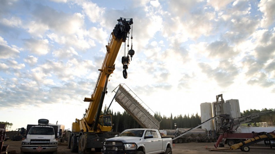 crane-construction-creditaaronblack-theimagebank-gettyimages