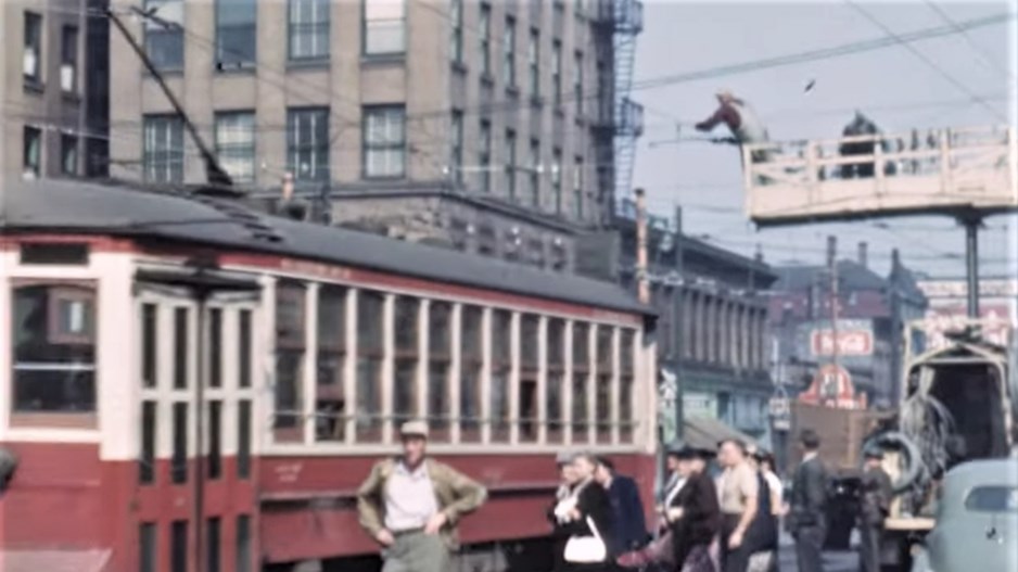 downtown-vancouver-traffic-1950-creditoldseriescanada-youtube