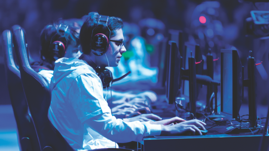 esports_gaming_credit_przemek_tokarshutterstock