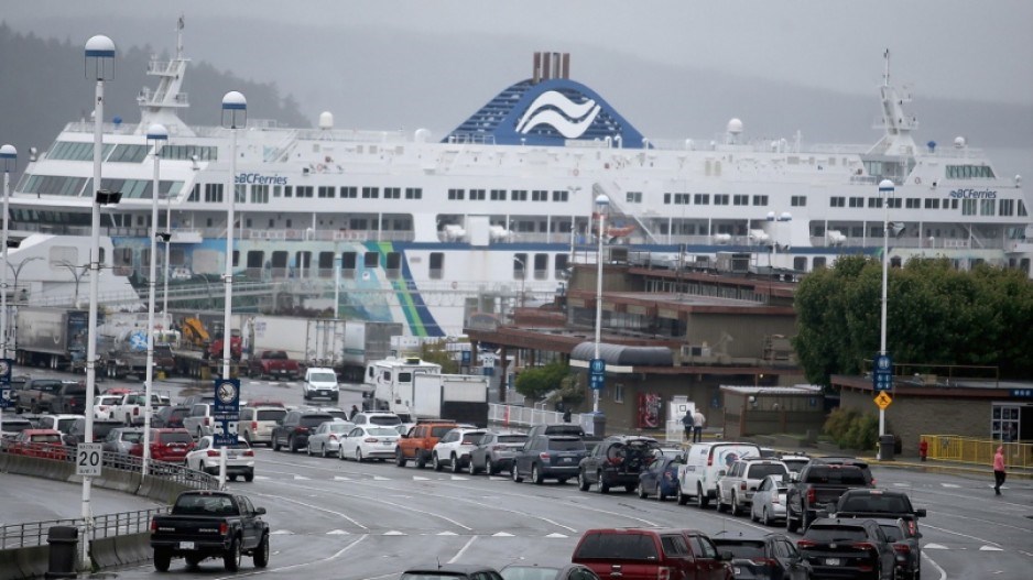 ferry-swartzbay-adrianlamtimescolonist