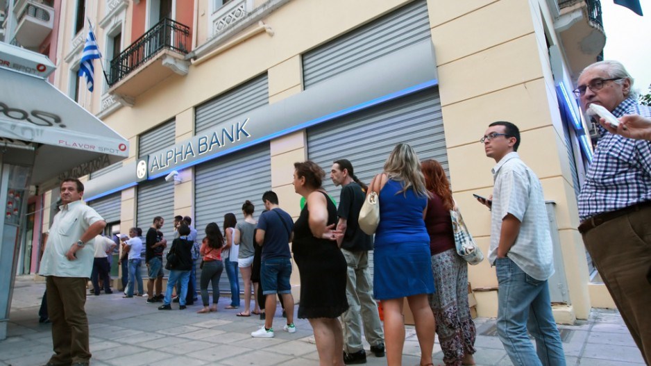 greek_atm_credit_yiorgos_gr__shutterstockcom