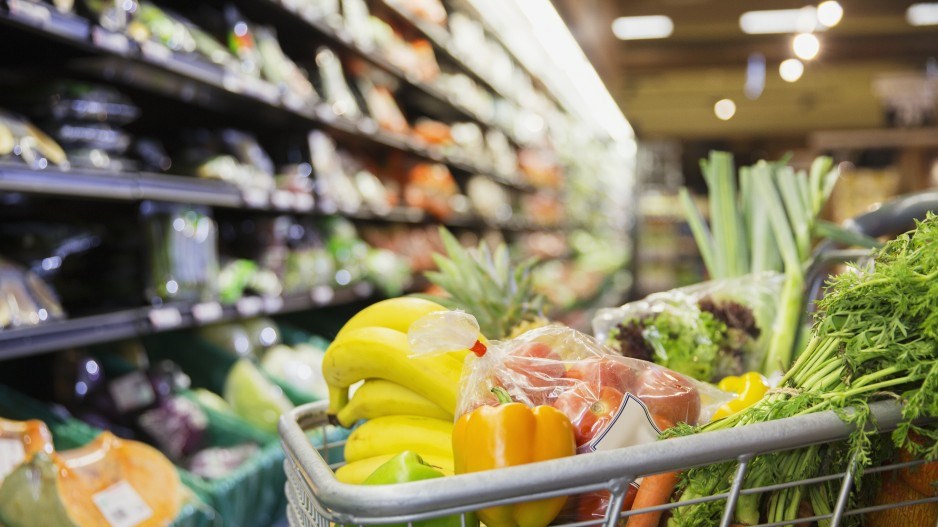 groceries-gettyimages-521811679