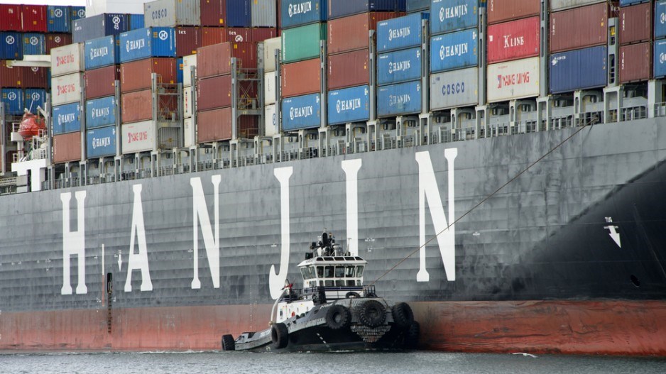 hanjin_ship_oakland_feb_2016_credit_sheila_fitzgerald__shutterstockcom