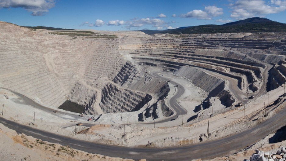 highland-valley-copper-mine-murphyshewchuk-istock-gettyimagesplus