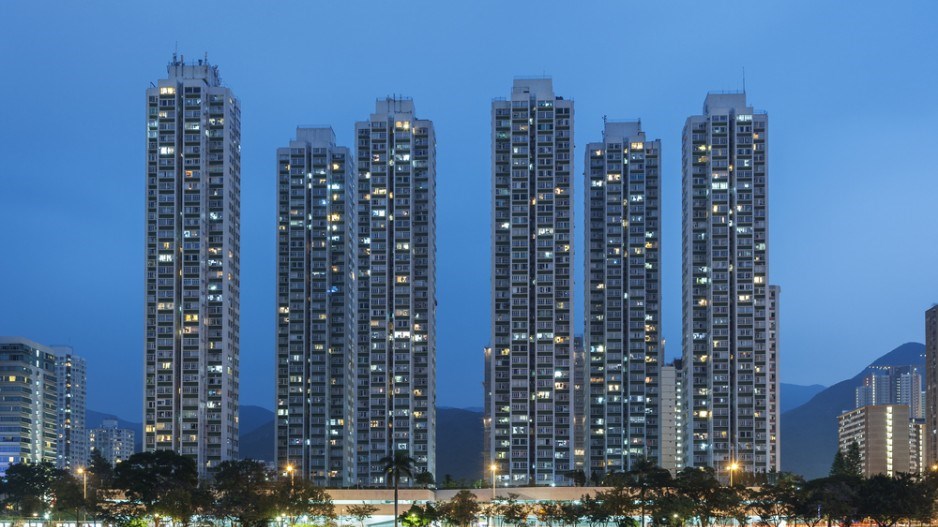 hong_kong_apartment_buildings_shutterstock