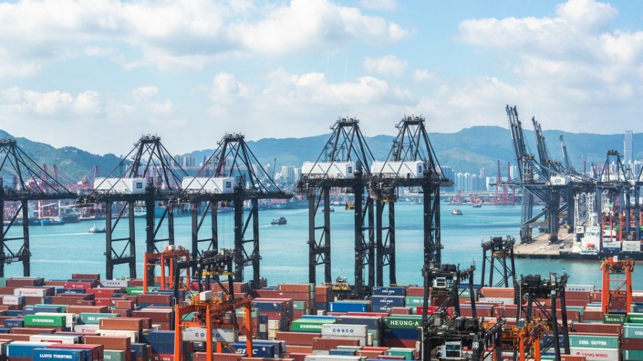 hong_kong_container_terminal_credit_pelikh_alexey__shutterstock_inc