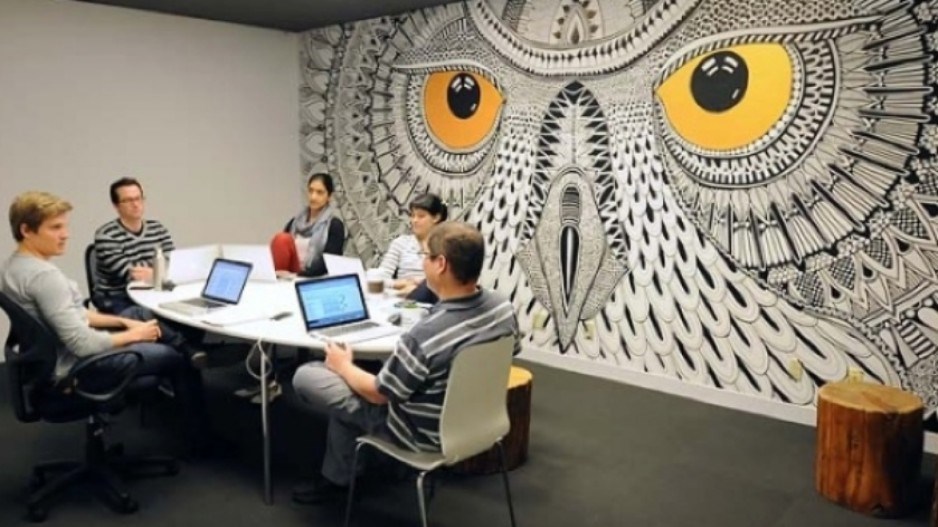 hootsuite-vancouver-owl-mural