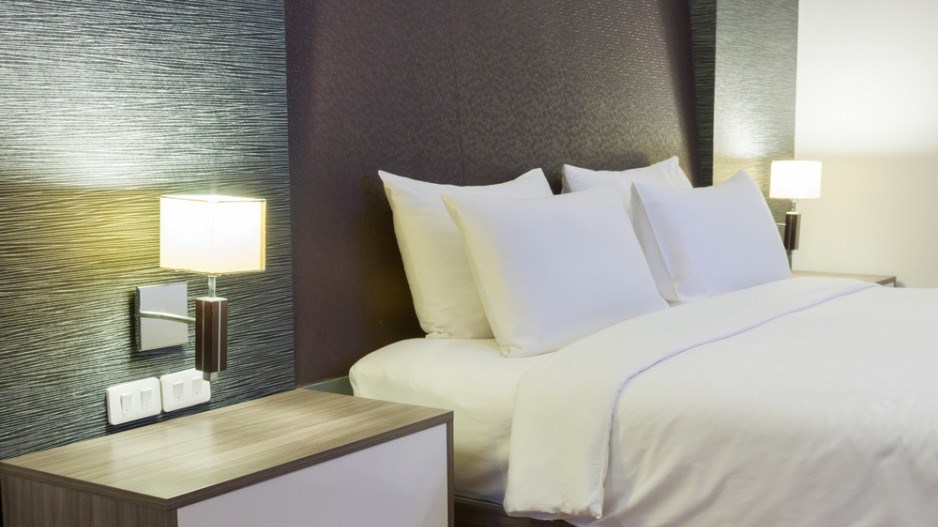 hotel-room-shutterstock