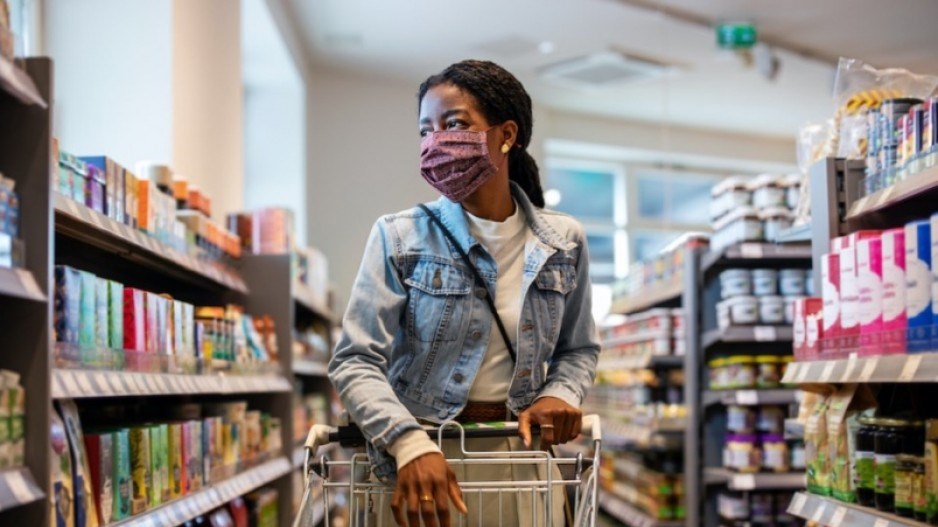 mask-shopping-creditluisalvarezgettyimages