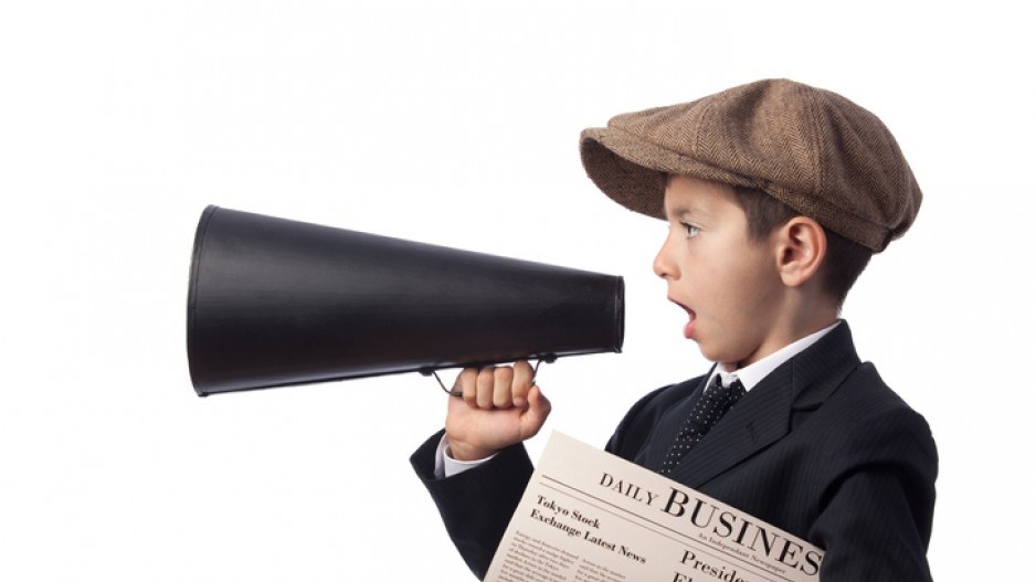 newsboy-reading-creditselimaksangettyimages