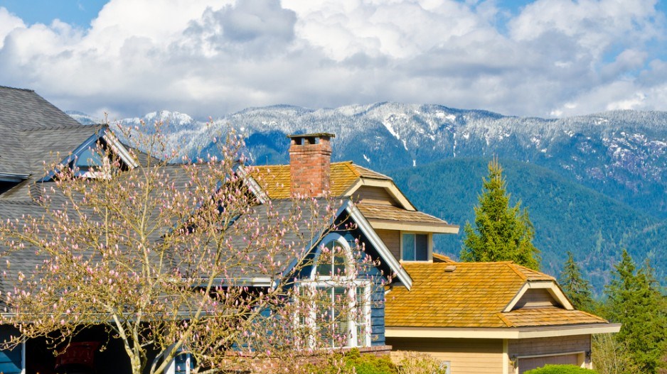 north_vancouver_houses_shutterstock