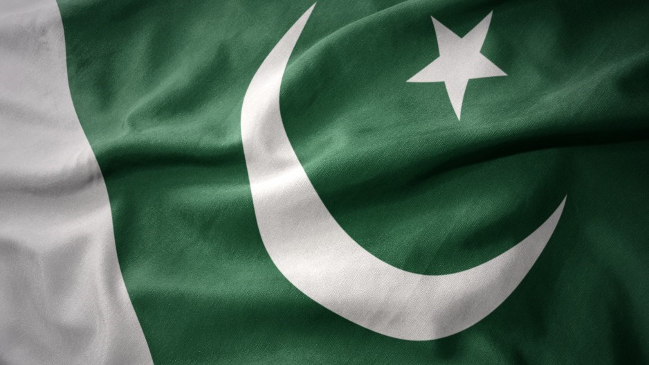 pakistan_flag_shutterstock