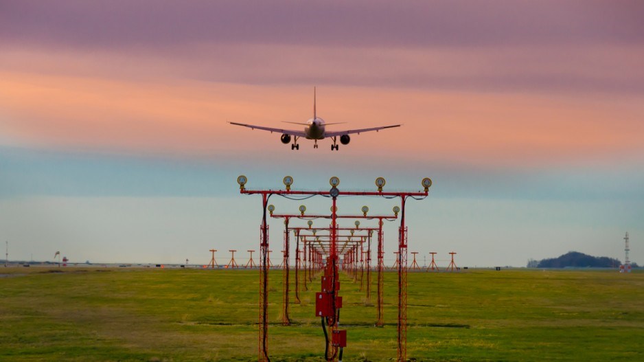 plane_landing_at_yvr_shutterstock