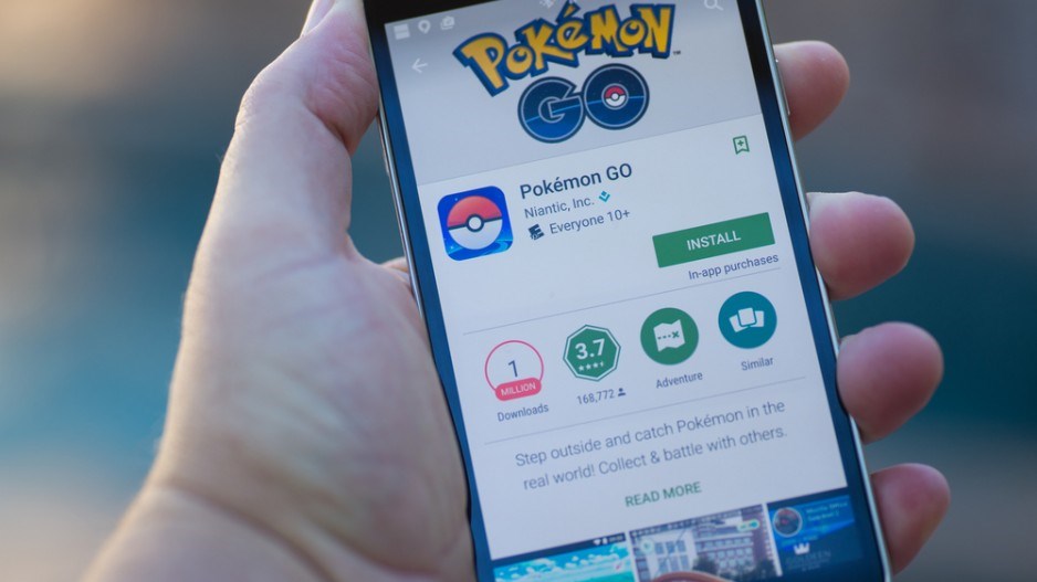 pokemon_go_cell_phone_credit_randy_miramontez___shutterstockcom_