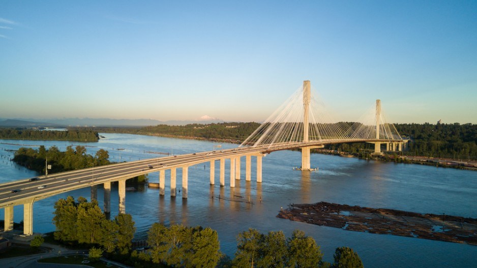 port_mann_bridge_shutterstock