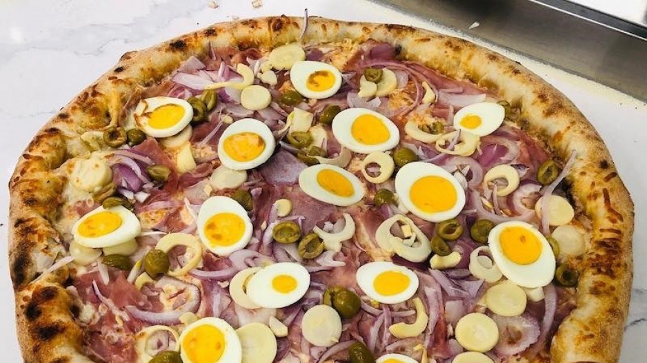 portuguese-pizza-captains-oven
