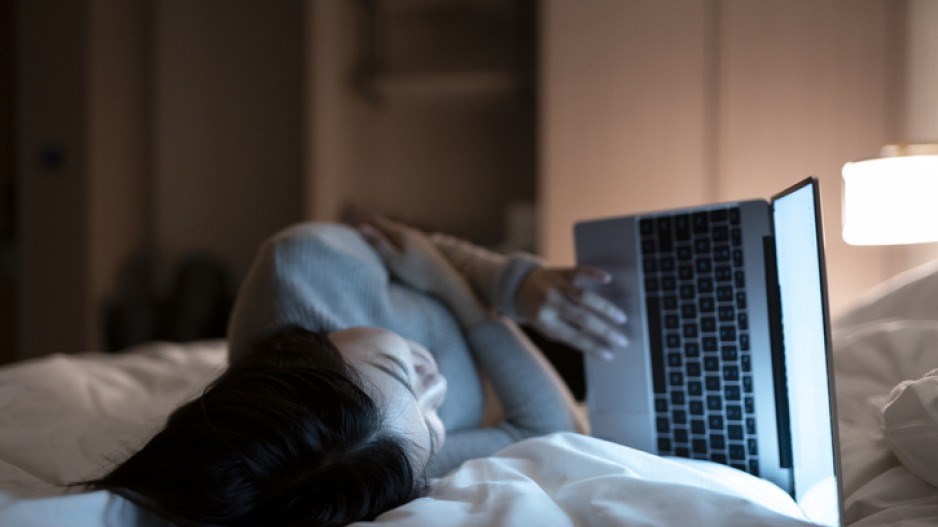reading-laptop-sellwell-moment-gettyimages