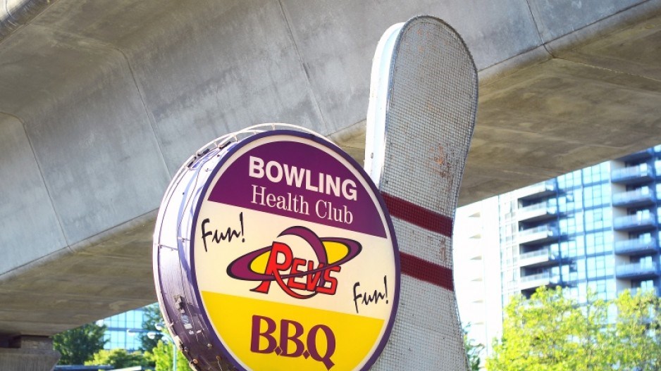 revs-bowling-centre-creditcornelianaylorburnabynow