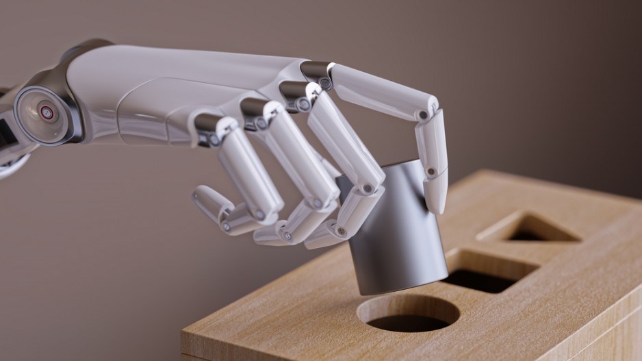 robot_hand_sorting_shutterstock