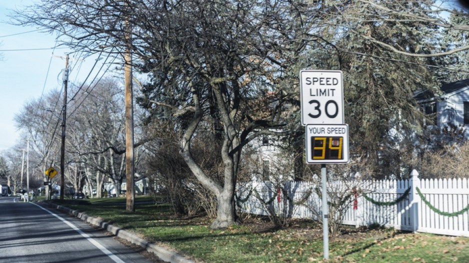 speed-limit-30-willowpix-istock-gettyimagesplus