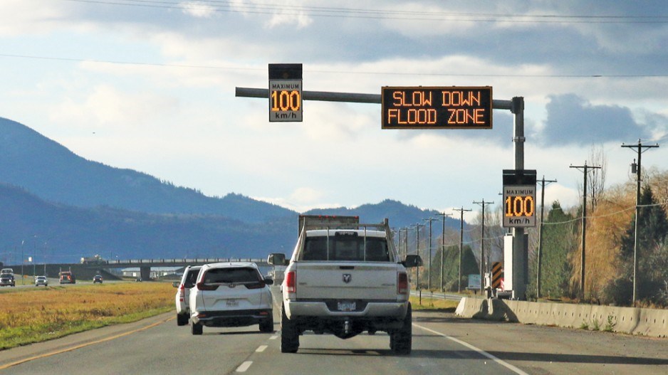 sumas-prairie-flood-road-sign-rob-kruyt