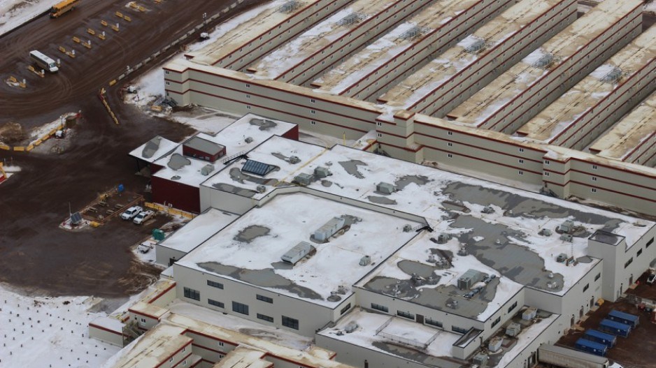 suncors_fort_hills_camp_credit__jasonwoodhead23__flickr