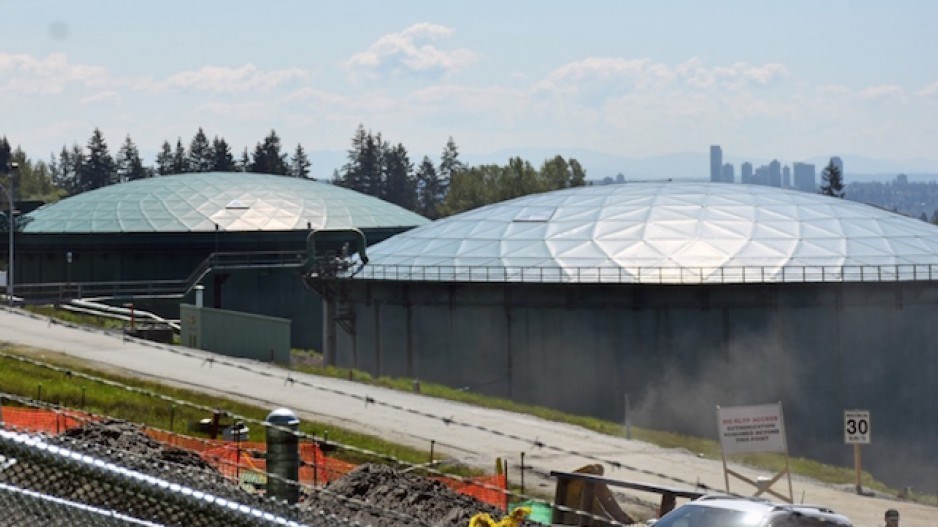 tanks-burnabymountian-transmountain-kelvingawleyburnabynow