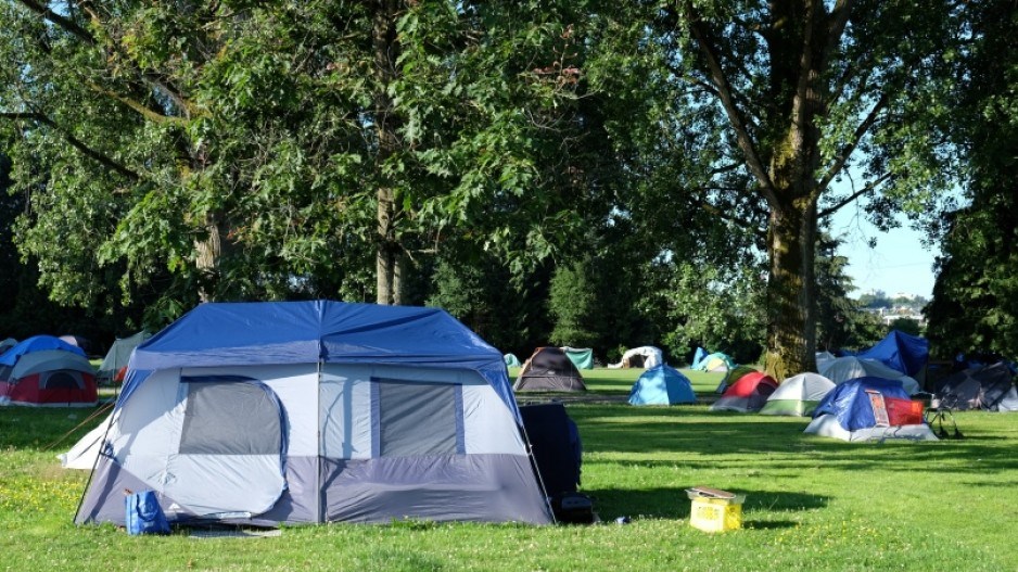 tents-strathcona-credit-mikehowell