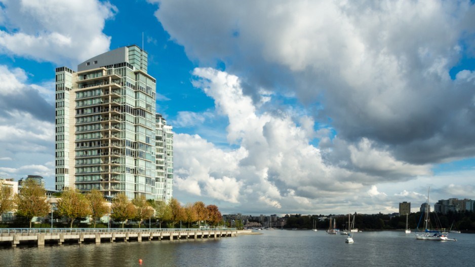 vancouver_apartments_overlook_false_creek_shutterstock