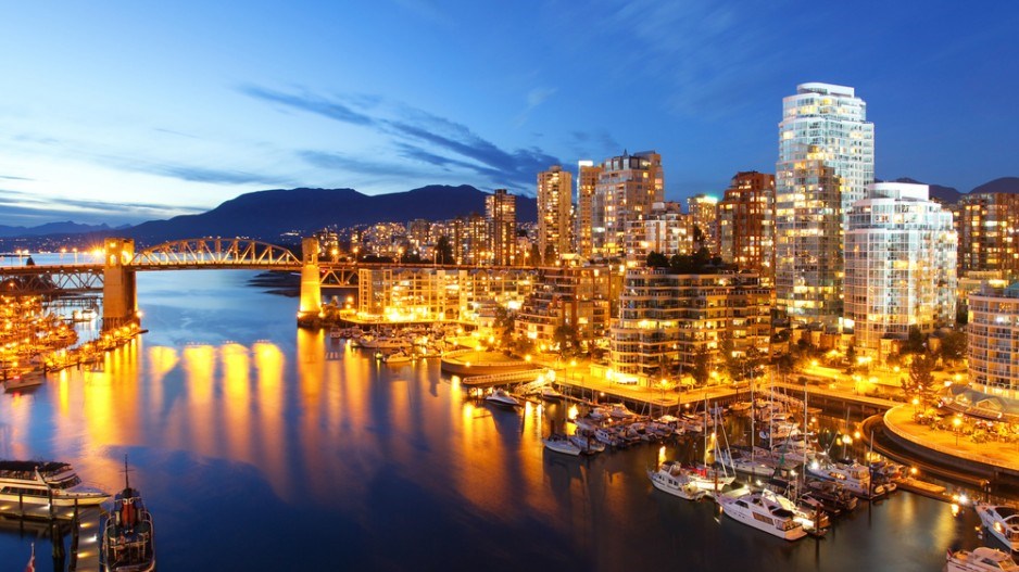 vancouver_at_nights