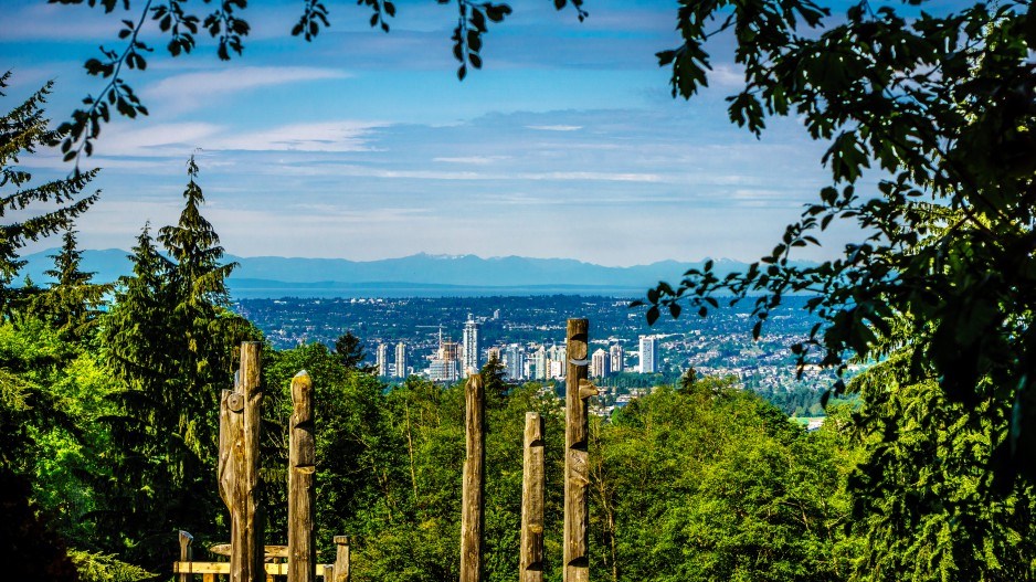 view_of_burnaby_from_burnaby_mountain_shutterstock
