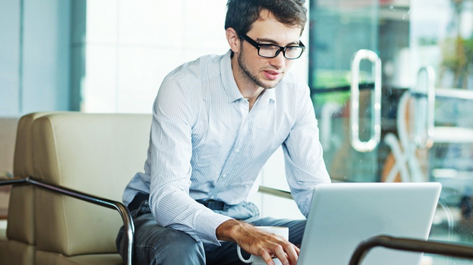 young_worker_laptop