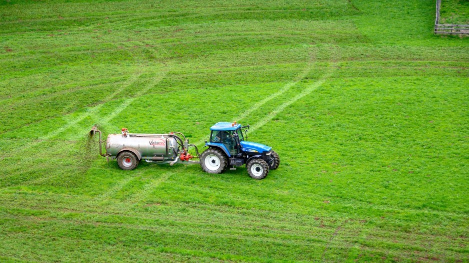 agriculturefertilizercreditetienne-girardet-unsplash