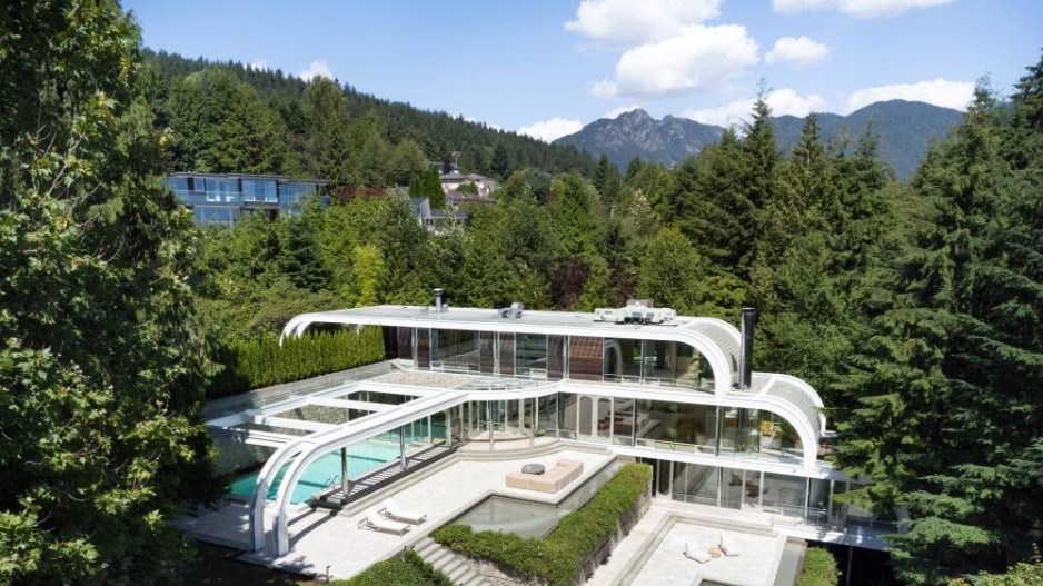 eppich-house-ii-above-exterior-propertycreditemapeter