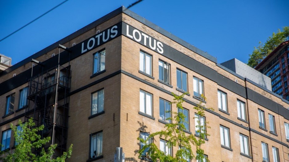 lotustight