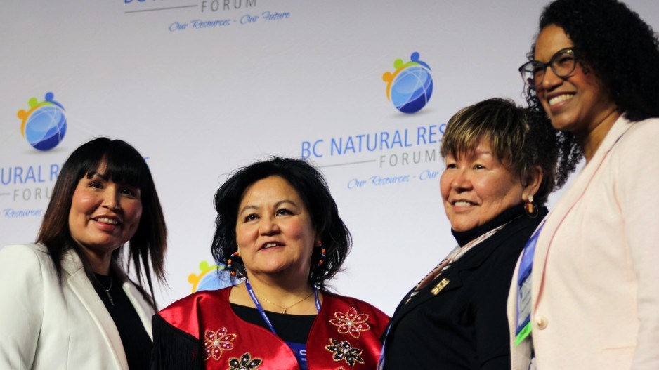 natural-resources-forum-all-women-lng-panel-credit-tedclarke-prince-george-citizen