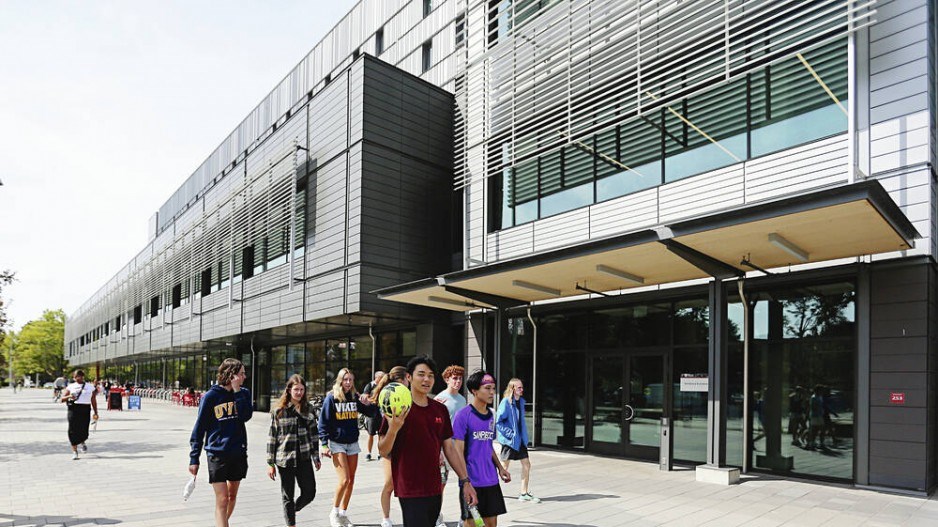 uvic-university-victoria-credit-adrian-lam-times-colonost