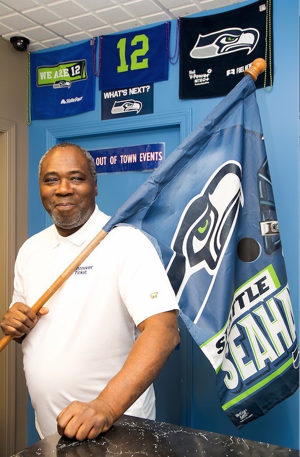 Kingsley Bailey - seahawks flag