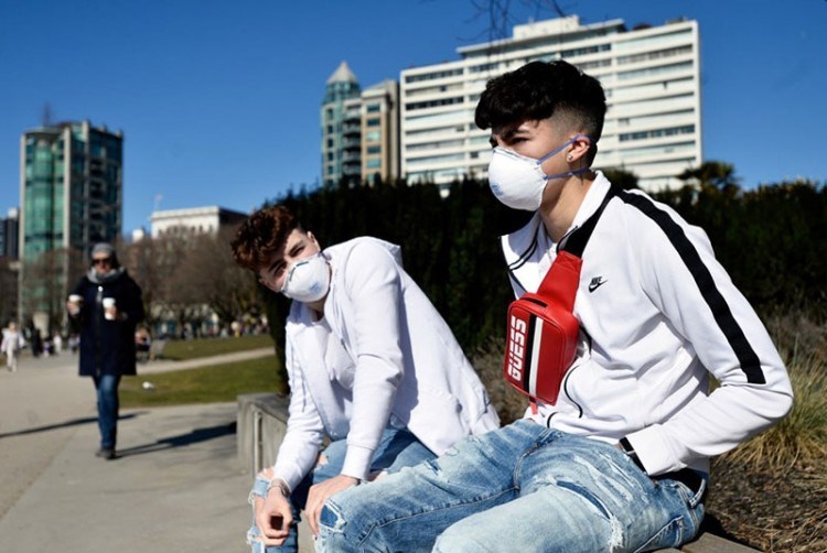 Kyle Hansen with friend Callum Orchison at English Bay