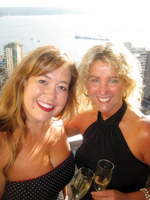 A Loving Spoonful executive director Lisa Martella and board president Anita Veri's 35th floor fireworks fundraiser will help provide nutritious free meals to people house bound living with HIV & AIDS.