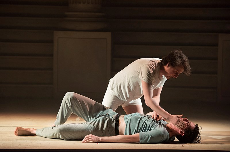 westender-arts-angels in america review