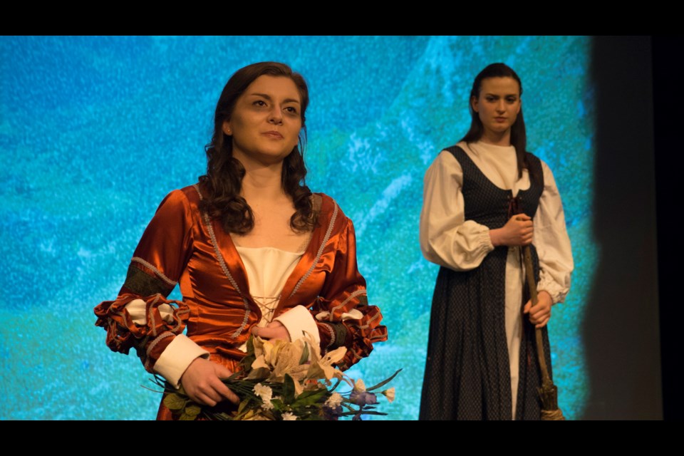 Elizabeth Drummond and Darby Steeves in the Vagabond Players’ production of Vinci.