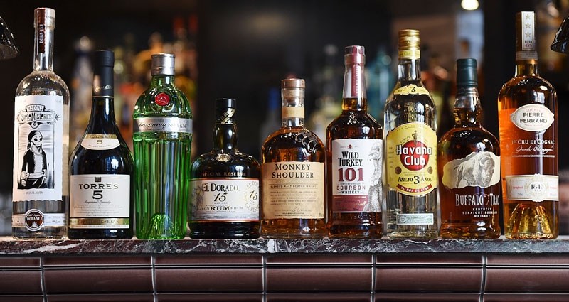 How to stock your spirits cabinet_0