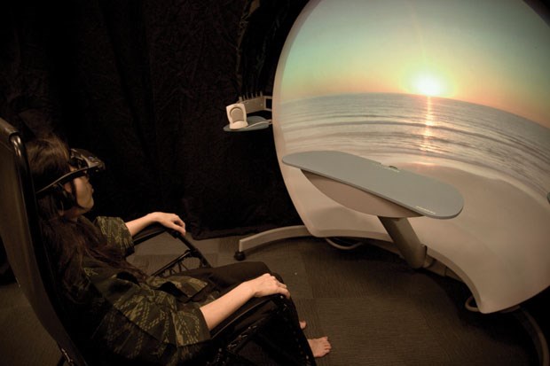 A UBC team is looking at whether virtual reality can ease chronic pain.