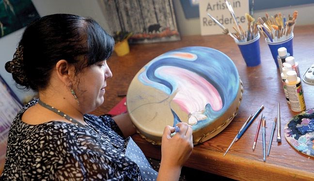 EXTRAartist-in-residence.11.jpg