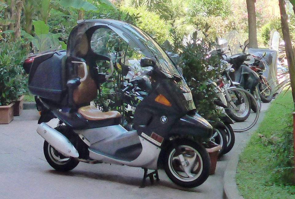 This all-weather scooter might be a good way to get around the streets of Vancouver. Photo Michael G