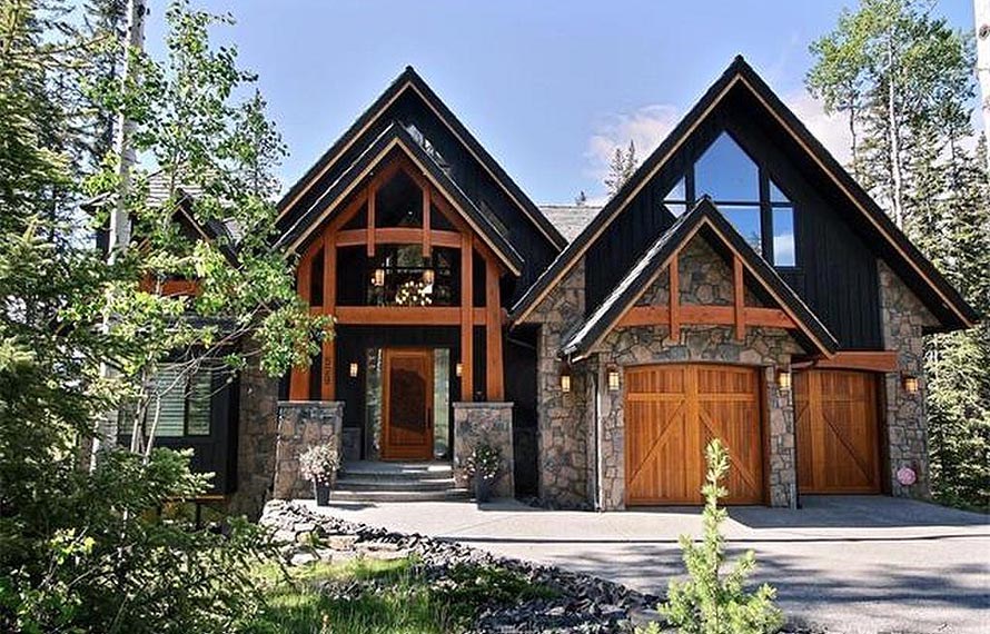 canmore property